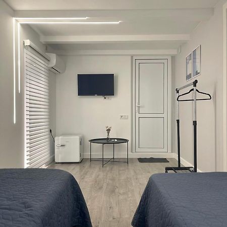 Express Inn Поти Экстерьер фото